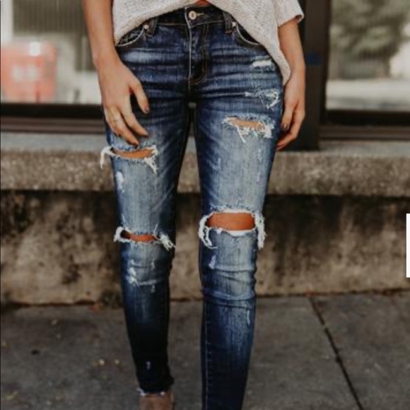 Vici Denim - Vici Universal Distressed Frayed Skinny - Size 3